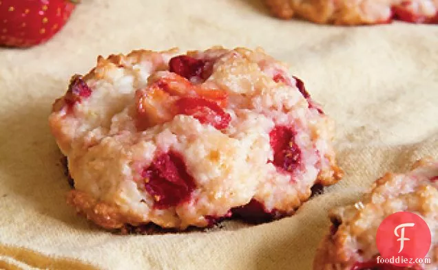 Strawberry Shortcake Cookies Transform a Classic Dessert