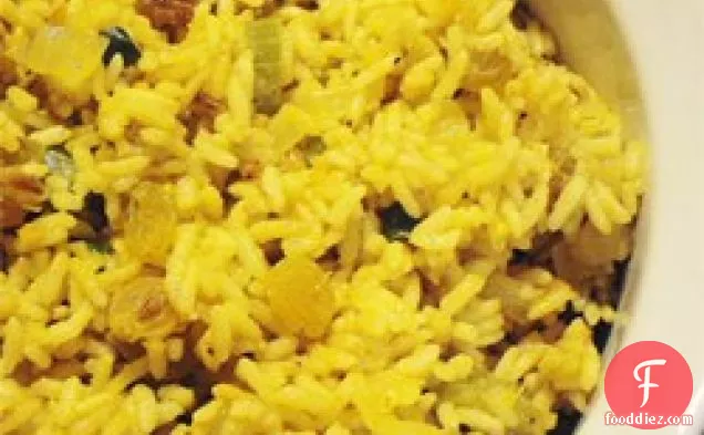 Rice Pilaf with Raisins and Veggies