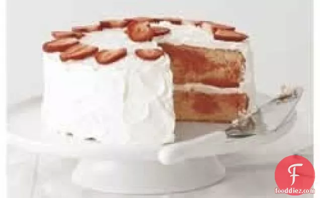 स्ट्रॉबेरी भंवर केक