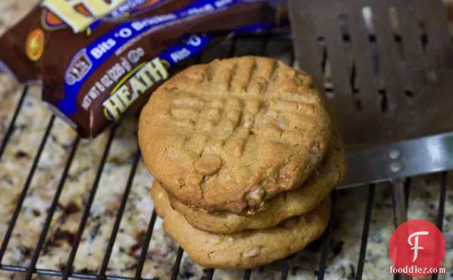 Giant Peanut Butter Brickle Cookies