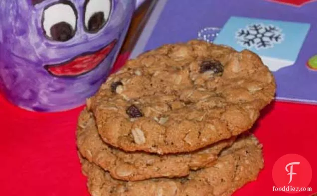 Oatmeal Raisin Cookies for Santa