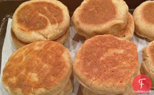 English Muffins with Bran Cereal
