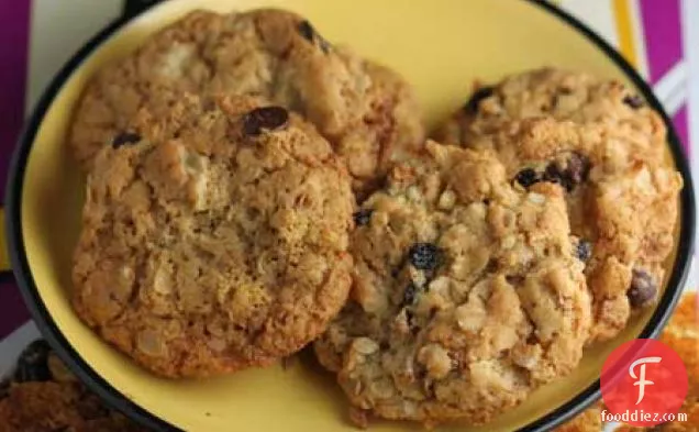 Crunchy Raisin Bran Cookies