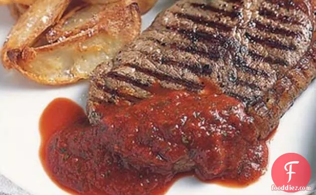 Steaks With Sweet Pepper Sauce