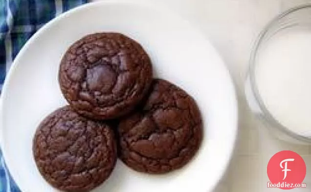 च्यूवी चॉकलेट कुकीज़ द्वितीय