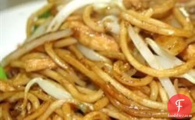 Spicy Chicken Chow Mein Noodles