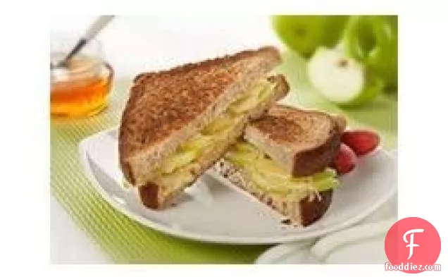 Grilled Green Apple and Gruyere Sandwich