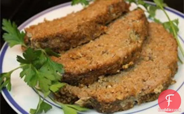 धीमी कुकर सॉसेज ' एन ' मीटलाफ को पीसता है