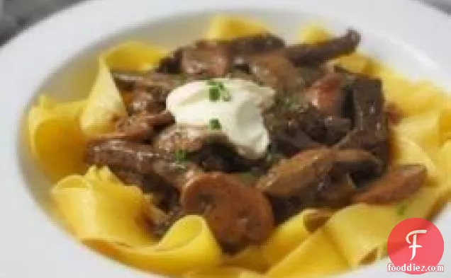 How to Make Classic Beef Stroganoff