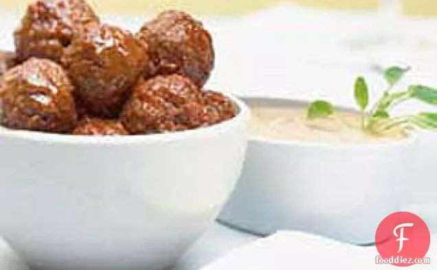 Saucy Meatballs with Creamy Dipping Sauce