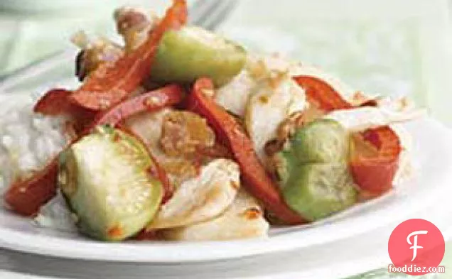 Chicken Stir-Fry with Jicama,Tomatillos and Red Peppers