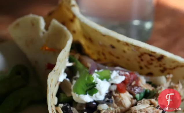 हेलन का धीमा पका हुआ मैक्सिकन चिकन