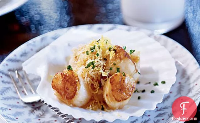 Nantucket Bay Scallops with Bay-Scented Butter