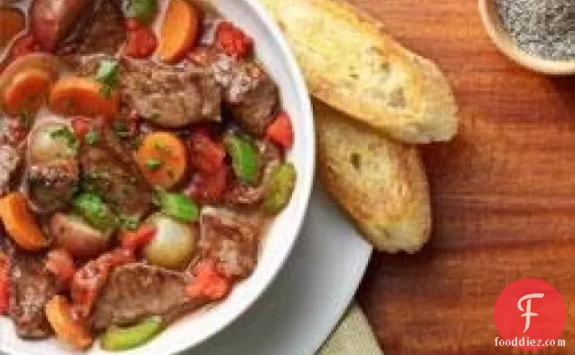 स्पाइस आइलैंड्स द्वारा धीमी कुकर बीफ स्टू