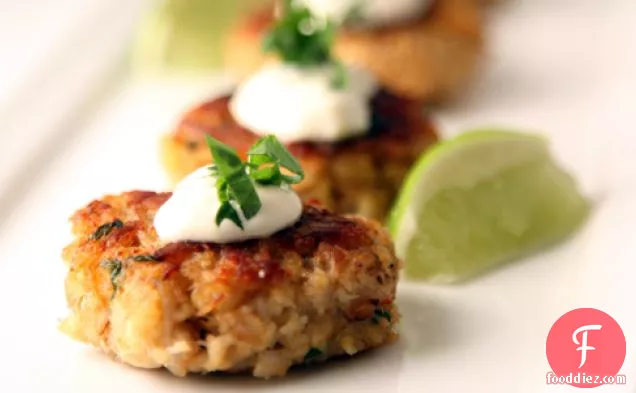 Green Chile Crab Cakes With Green Chile Mayo