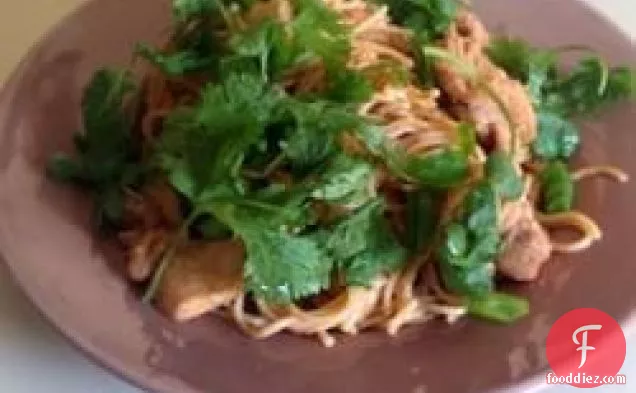 मसालेदार मूंगफली चिकन