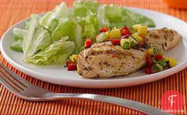 मैंगो साल्सा के साथ दक्षिण-पश्चिमी ग्रील्ड चिकन