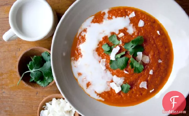 Tomato Soup With Chili, Ginger & Coconut