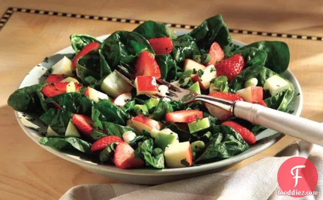 Strawberry-Apple Salsa Salad