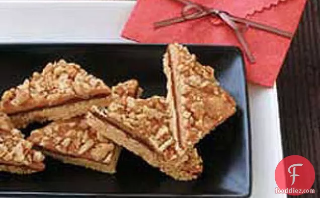 चॉकलेट-कारमेल नट बार्स