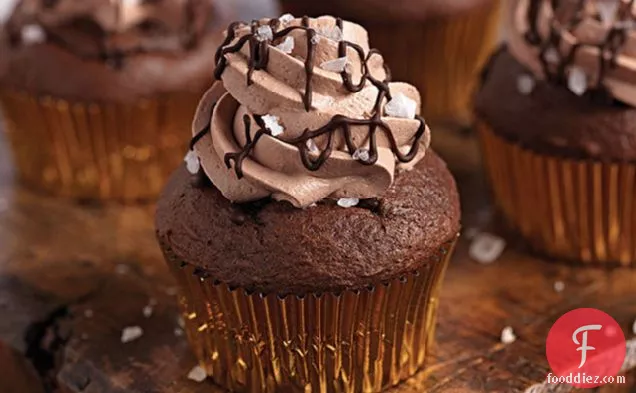 Chocolate Salted Caramel Cupcakes