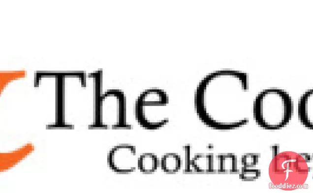 मेपल-कैंडिड बेकन के साथ स्मोकी टमाटर का सूप