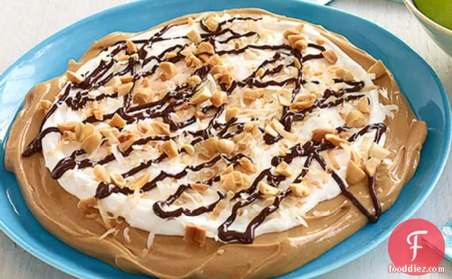 स्तरित मूंगफली का मक्खन मिठाई डुबकी