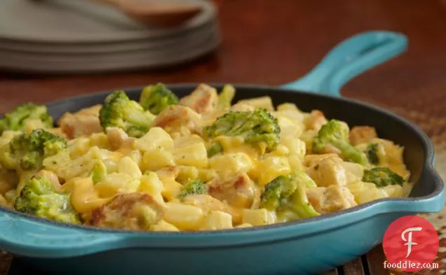 VELVEETAÂ® Broccoli Chicken and Potatoes