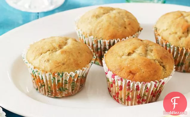 Banana Muffins with Sour Cream