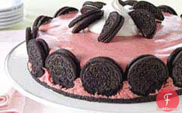 स्ट्रॉबेरी मूस केक