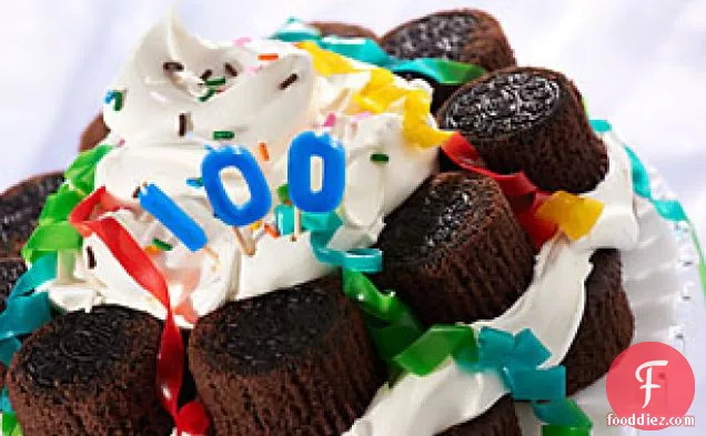 ओरियो बर्थडे कपकेक केक