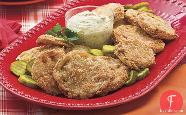 Fried Green Tomatoes With Bread-and-Butter Pickle Rémoulade