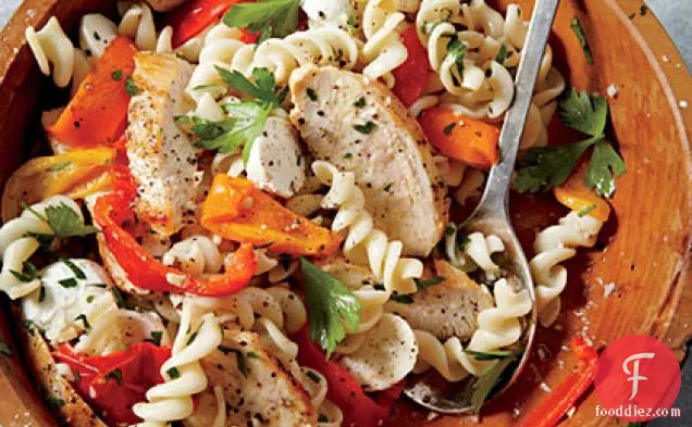 Sautéed Chicken with Roasted Pepper Pasta