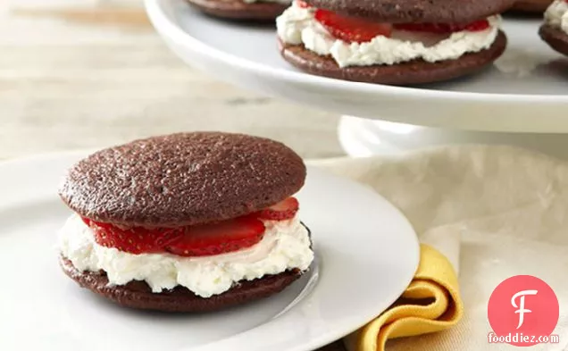 Chocolate-Strawberry Shortcake Whoopie Pies