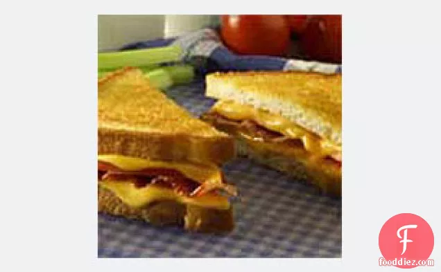 Bacon-Tomato Grilled Cheese Grill