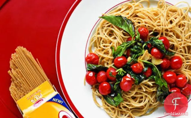 Pasta with Warm Tomatoes and Basil