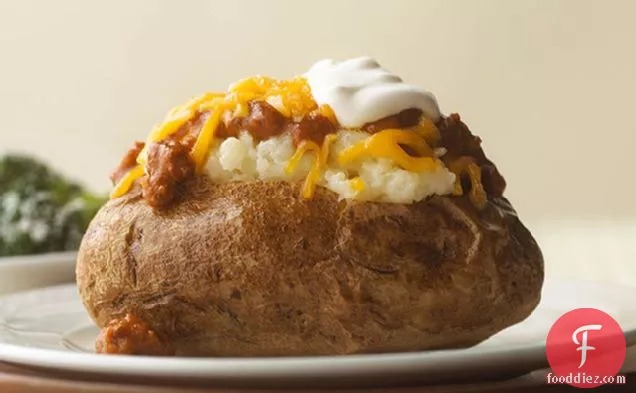 Chili-Topped Baked Potatoes