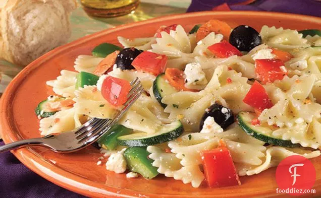 Dressed-Up Pasta and Pepper Salad