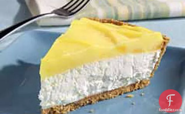 Layered Pineapple-Lemon Cheesecake Pie