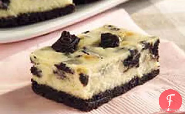 Easy OREOÂ® Cheesecake Squares
