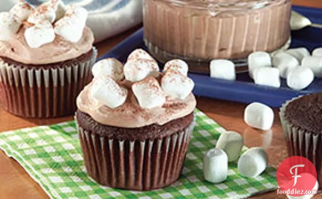 Hot Cocoa-Marshmallow Cupcakes