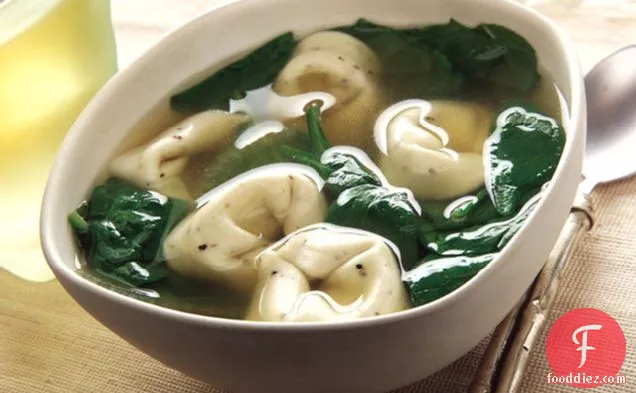 Oriental Spinach & Chicken Tortelloni Soup
