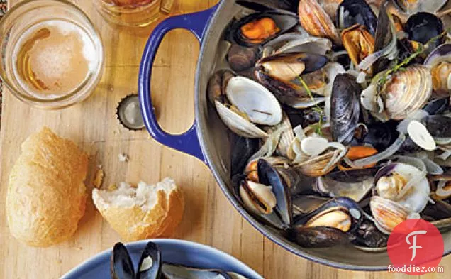 Beer-Steamed Clams and Mussels