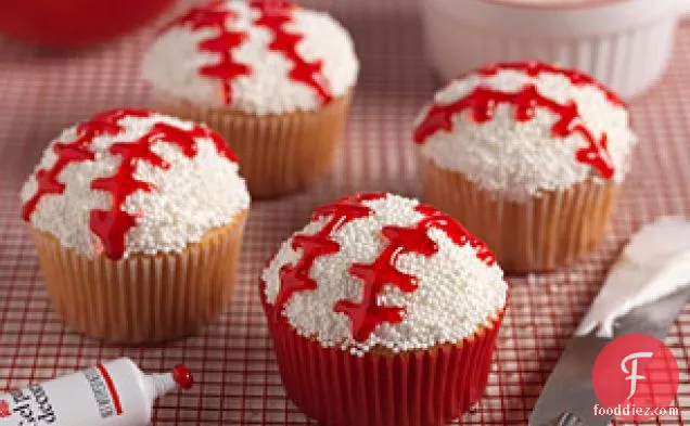 Let's-Play-Ball Cupcakes