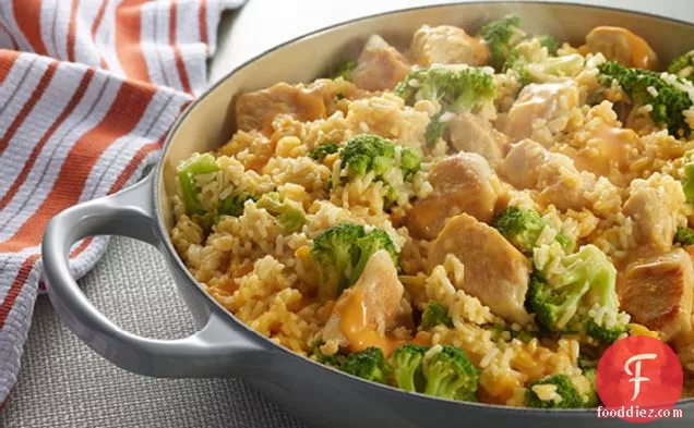 VELVEETAÂ® One Pot Cheesy Chicken and Broccoli Rice