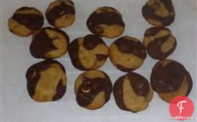 मार्बल्ड चॉकलेट चिप कुकीज