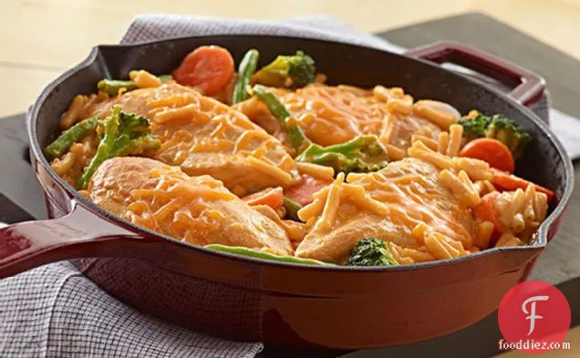 Extra-Cheesy Chicken and Noodles