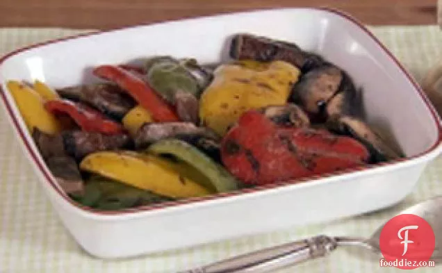 Grilled Tri-Colored Pepper & Mushroom Salad