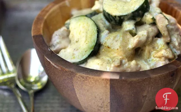 Thai Green Coconut Curry With Chicken And Zucchini