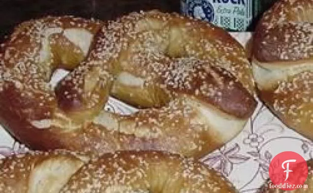 Jan's Soft Pretzels-N-Beer